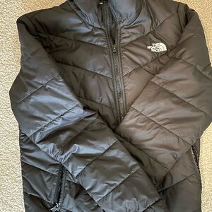 Women’s black northface jacket